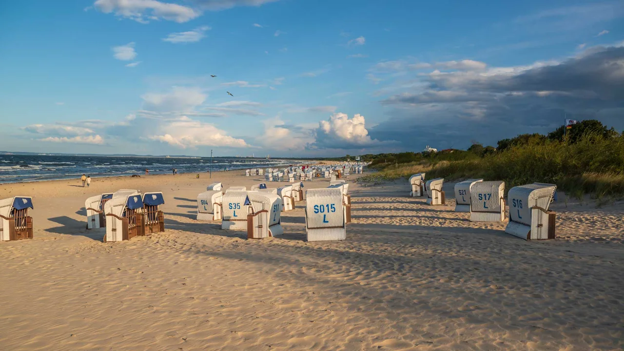 Strandkörbe am Strand von Ahlbeck auf Usedom